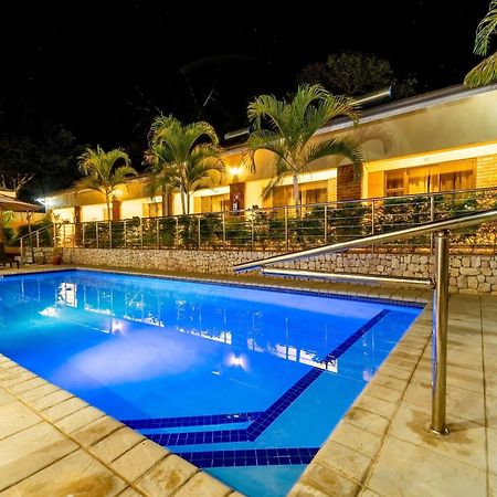 The Shrub Lodge Air Terjun Victoria Bagian luar foto
