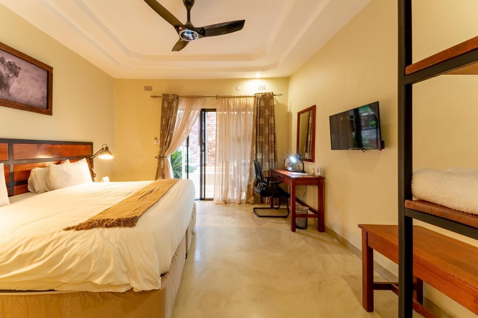 The Shrub Lodge Air Terjun Victoria Bagian luar foto