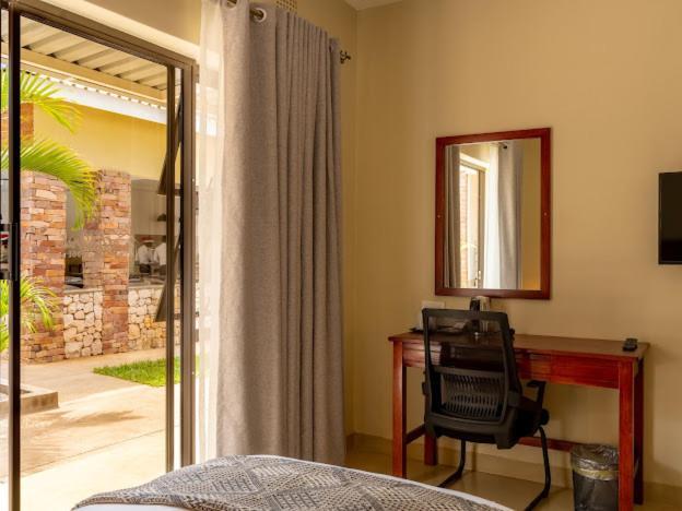 The Shrub Lodge Air Terjun Victoria Bagian luar foto